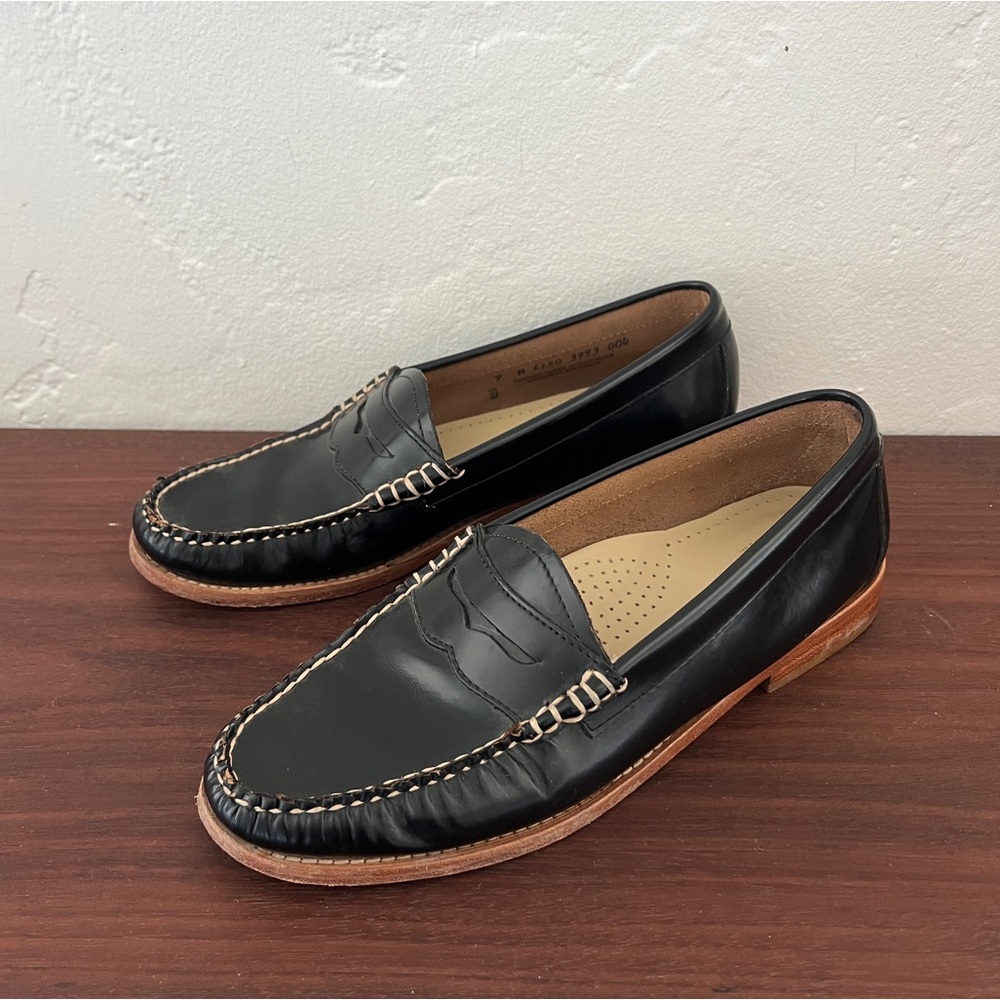 G.H. Bass & Co. Women’s Whitney Weejun Loafer black patent leather size 9